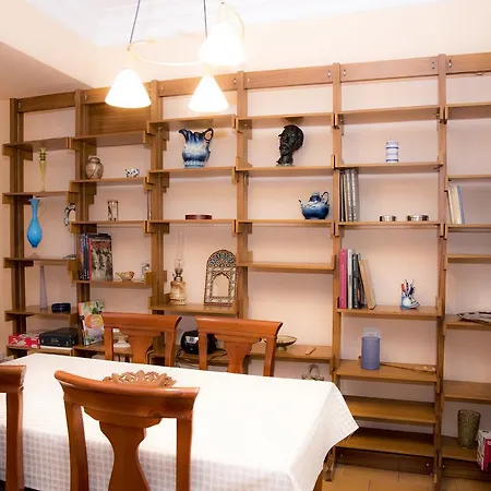Bussot House Apartment